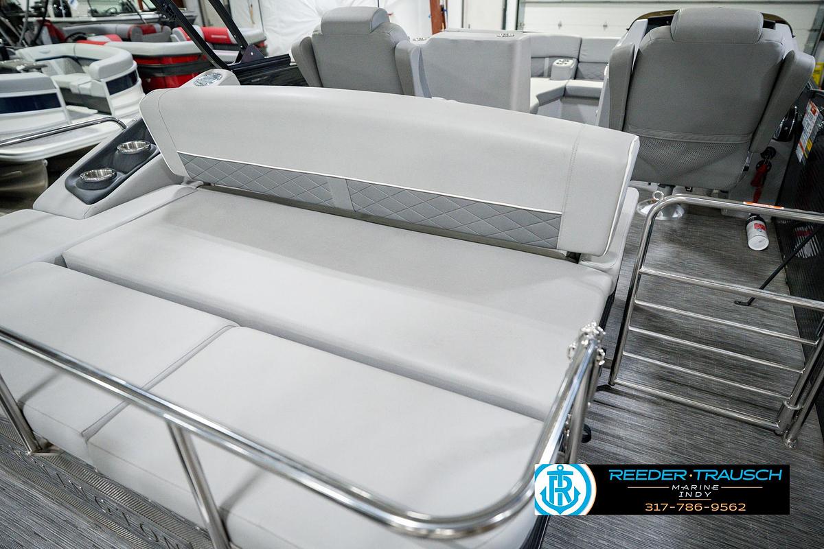 Used 2022 Bennington 23 LTSB