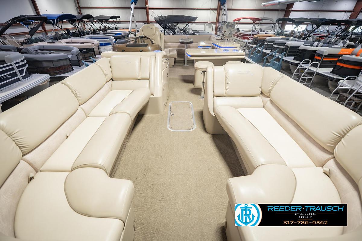Used 2014 Bennington 2550 RCB