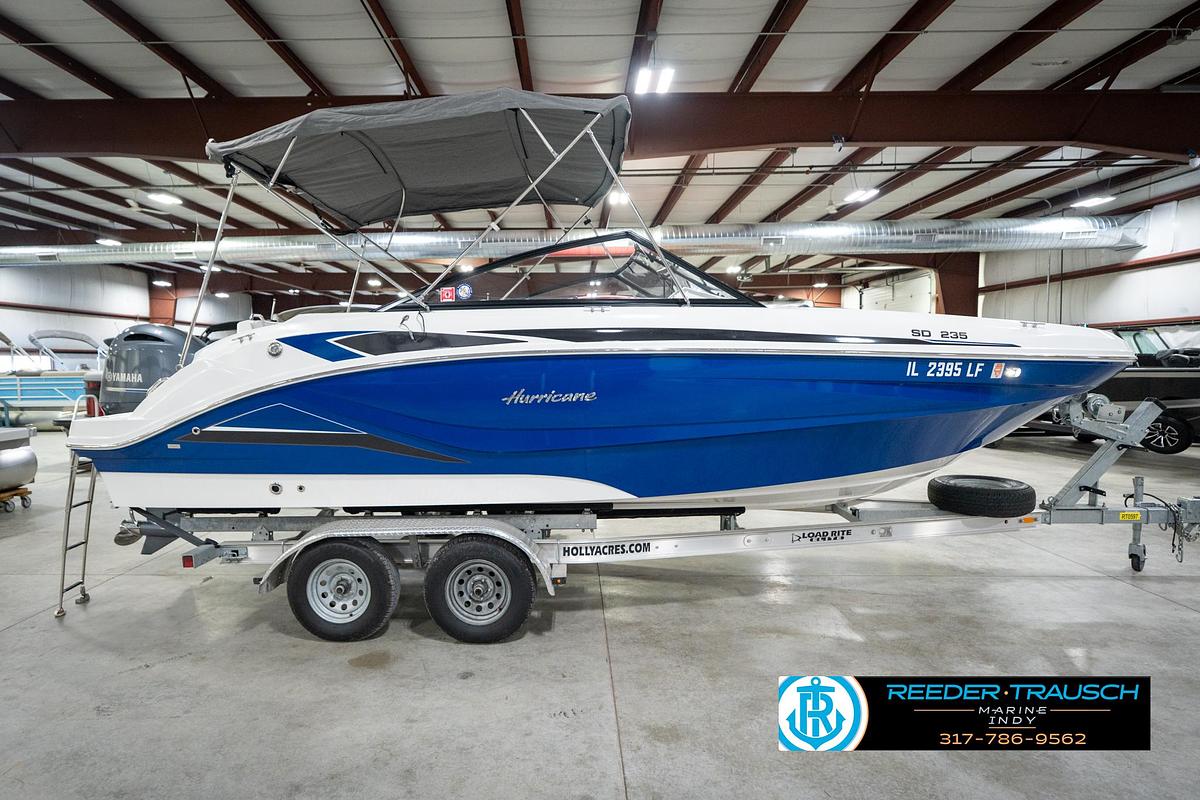 Used 2022 Hurricane 235RD