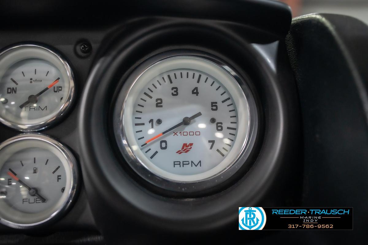 Used 2023 Lund 1875 Impact XS