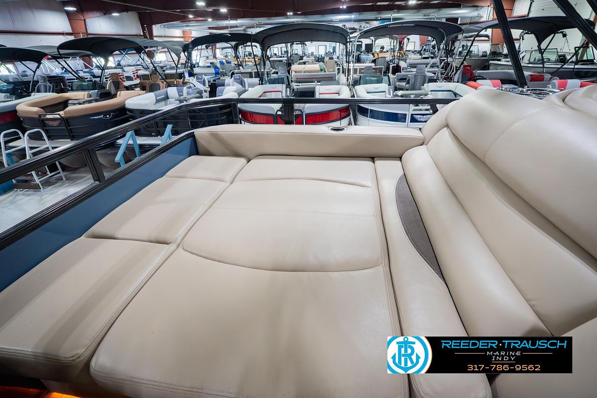 Used 2018 Regency 254 DL3