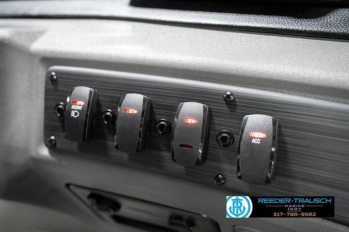 2025 Bennington 22 SSB