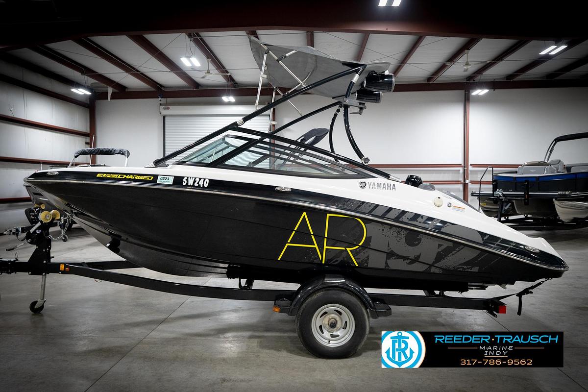 Used 2015 Yamaha AR192