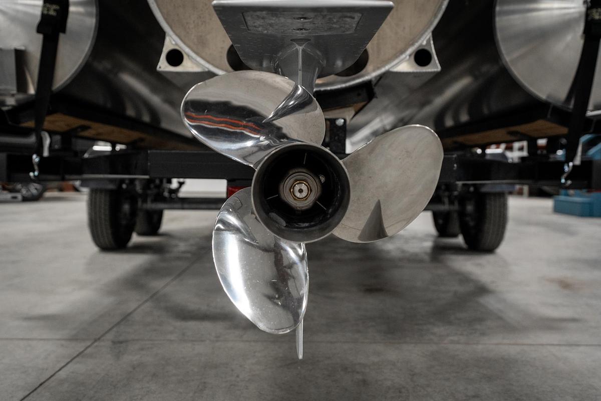 2025 Bennington 24 MSB