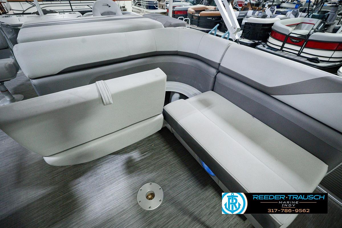 Used 2023 Bennington 22 SXSAPG