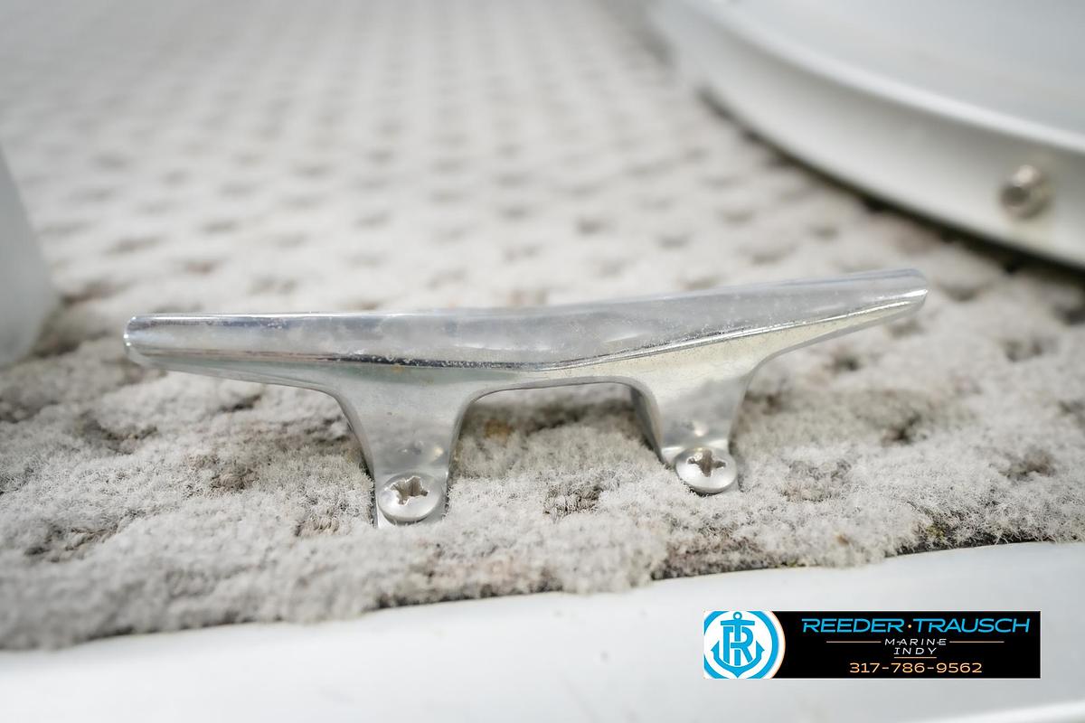 Used 1991 Godfrey Sanpan SP 2200