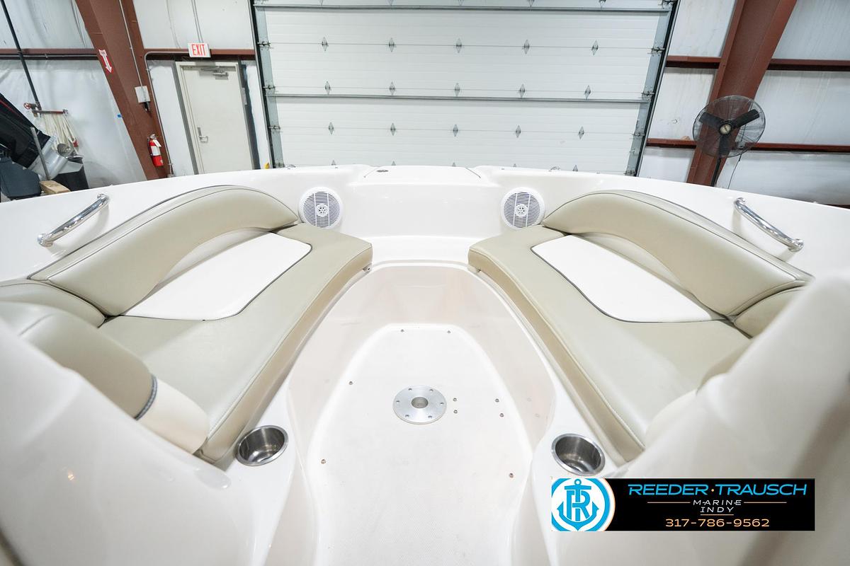 Used 2005 Sea Ray 200 Sun Deck