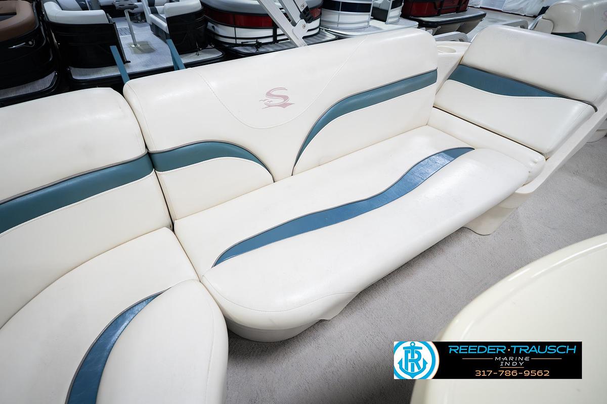 Used 2006 Bennington Sedona L21