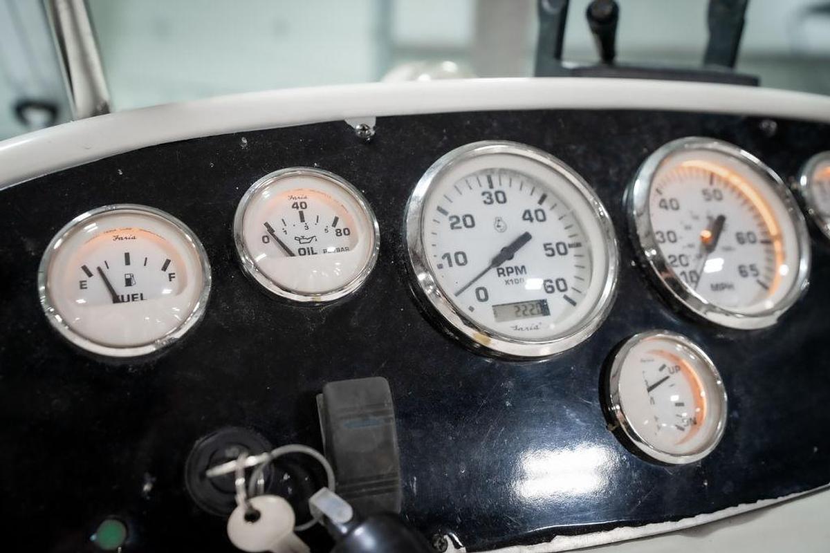 Used 1997 Sea Ray 240 Sundancer