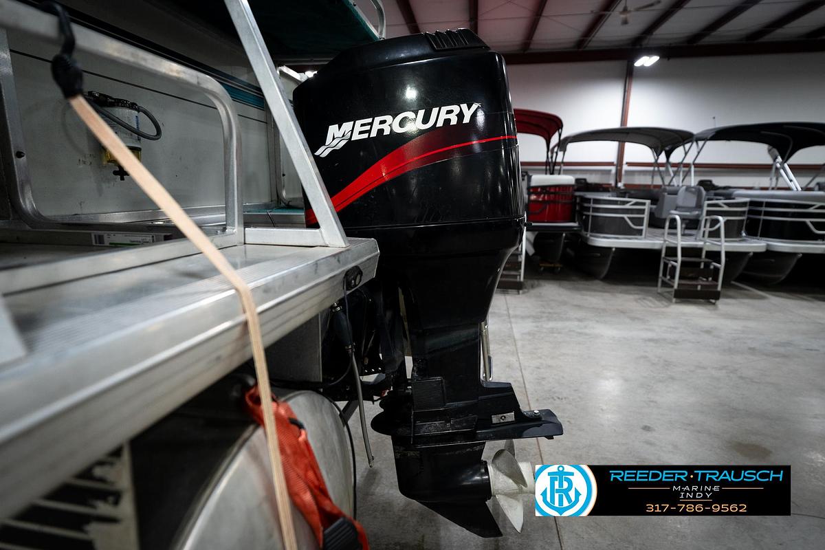 Used 1996 Suntracker Party Barge 24