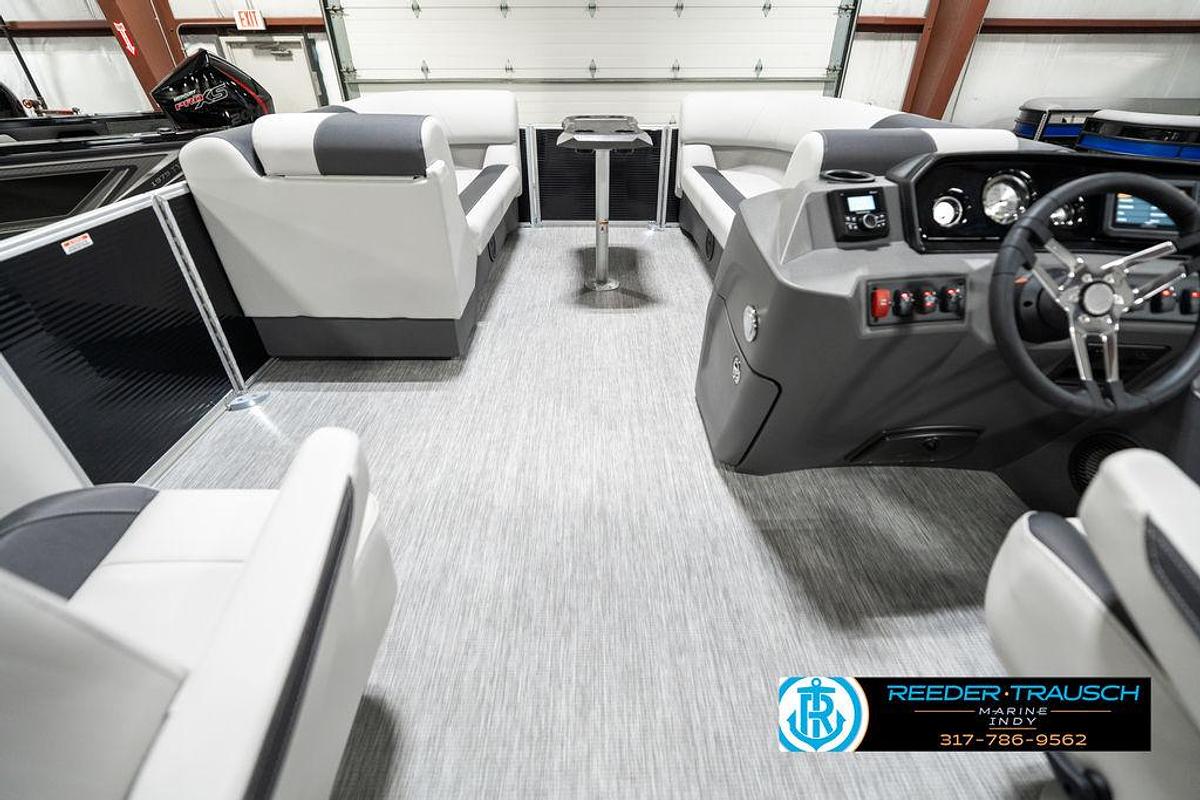 2025 Bennington 22 SSB