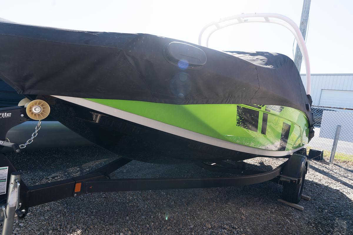 Used 2022 Yamaha AR195