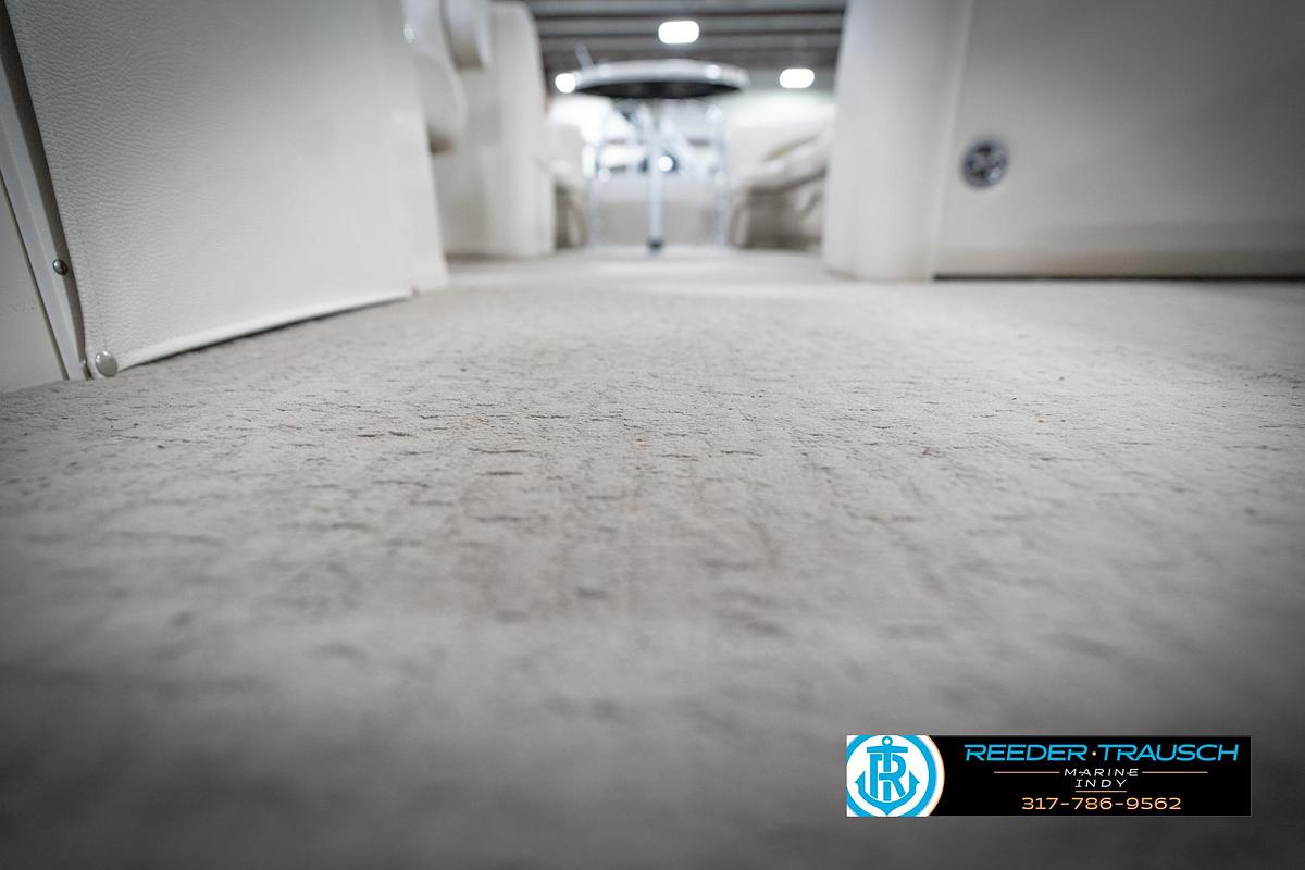 Used 2014 SunChaser Classic 8522 Lounger