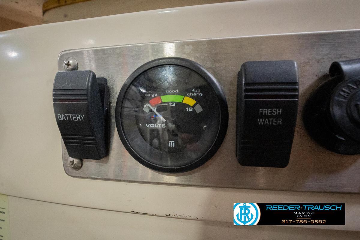 Used 2013 Bennington 2550 RBR