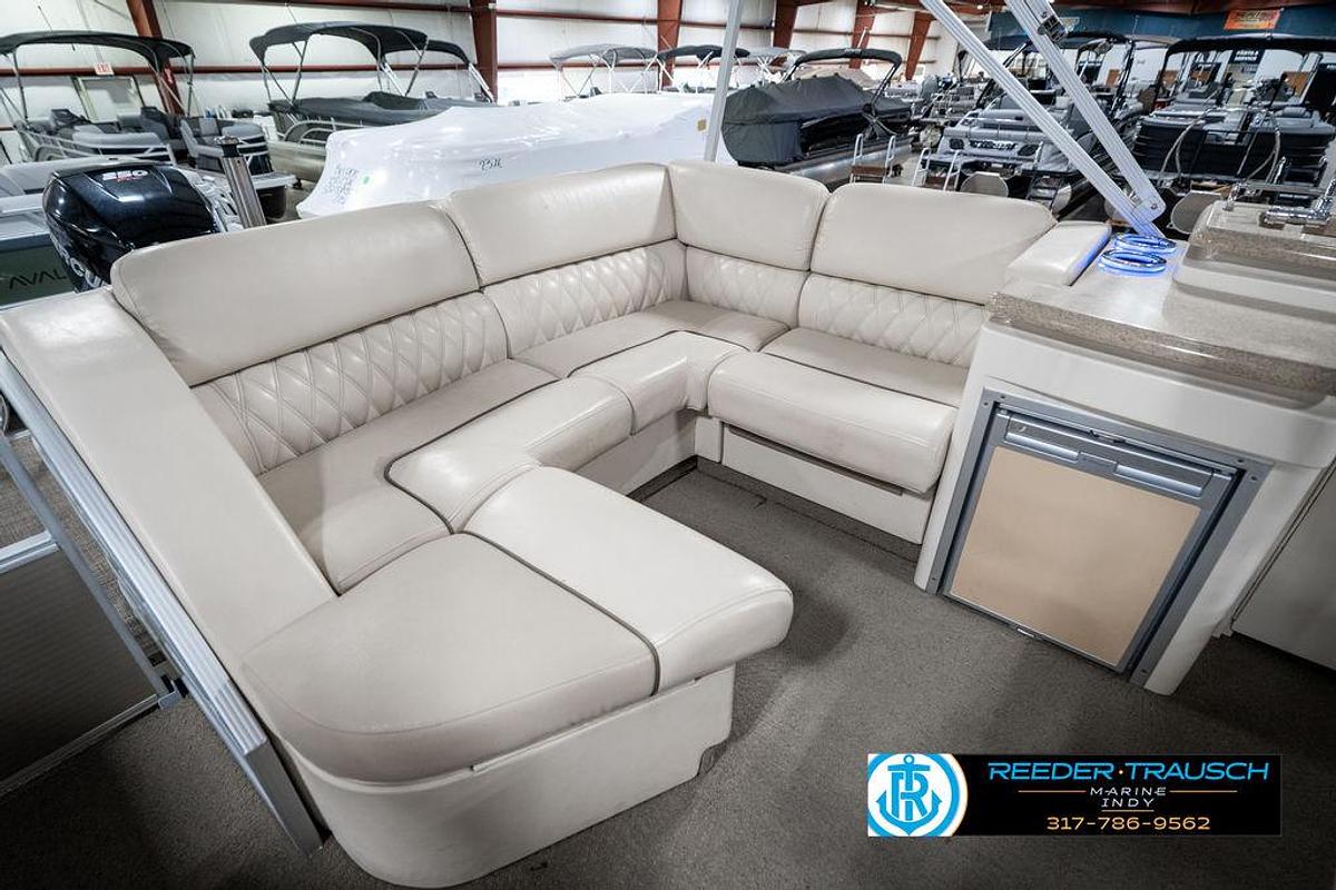 Used 2014 Bennington 25 RCB