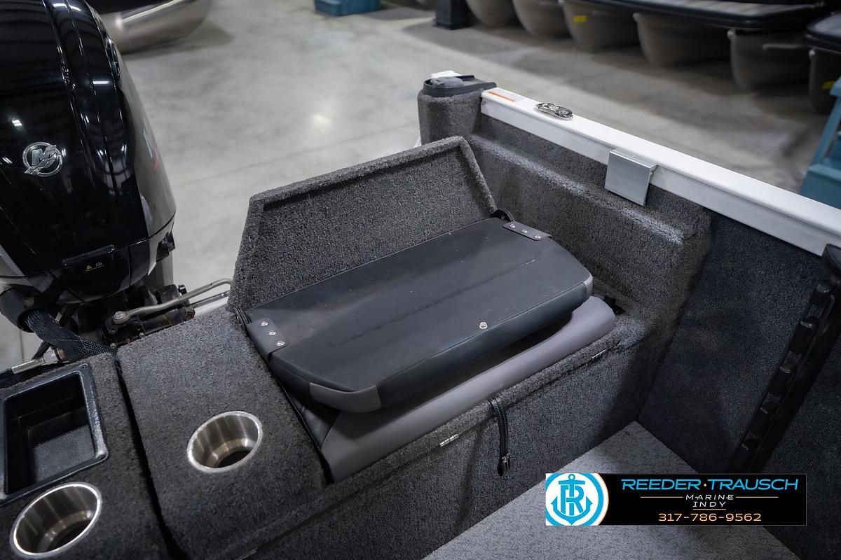 Used 2022 Crestliner 1650 Fish Hawk SE