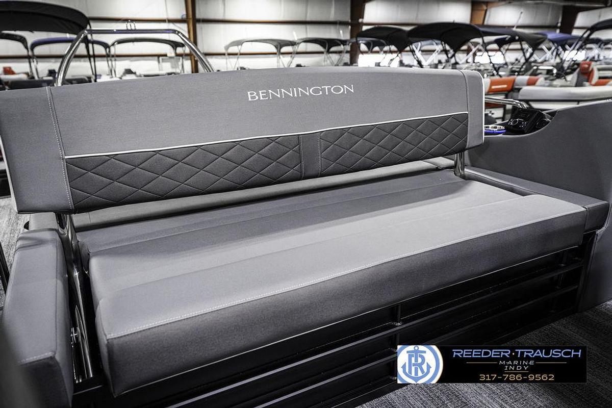 2025 Bennington 23 LTSB