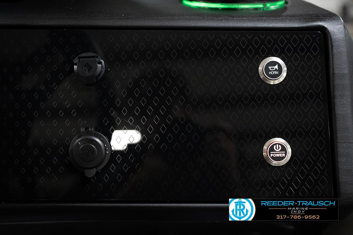 2026 Bennington 22 MSB