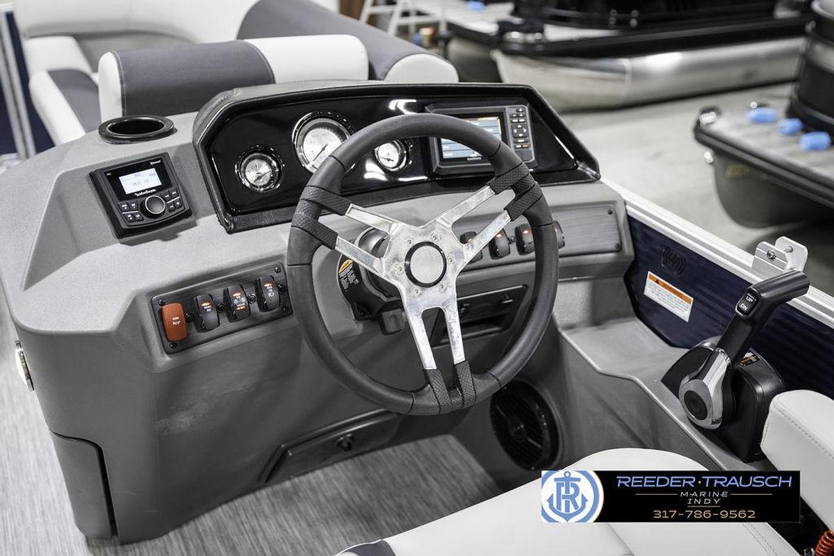 2025 Bennington 22 SSR