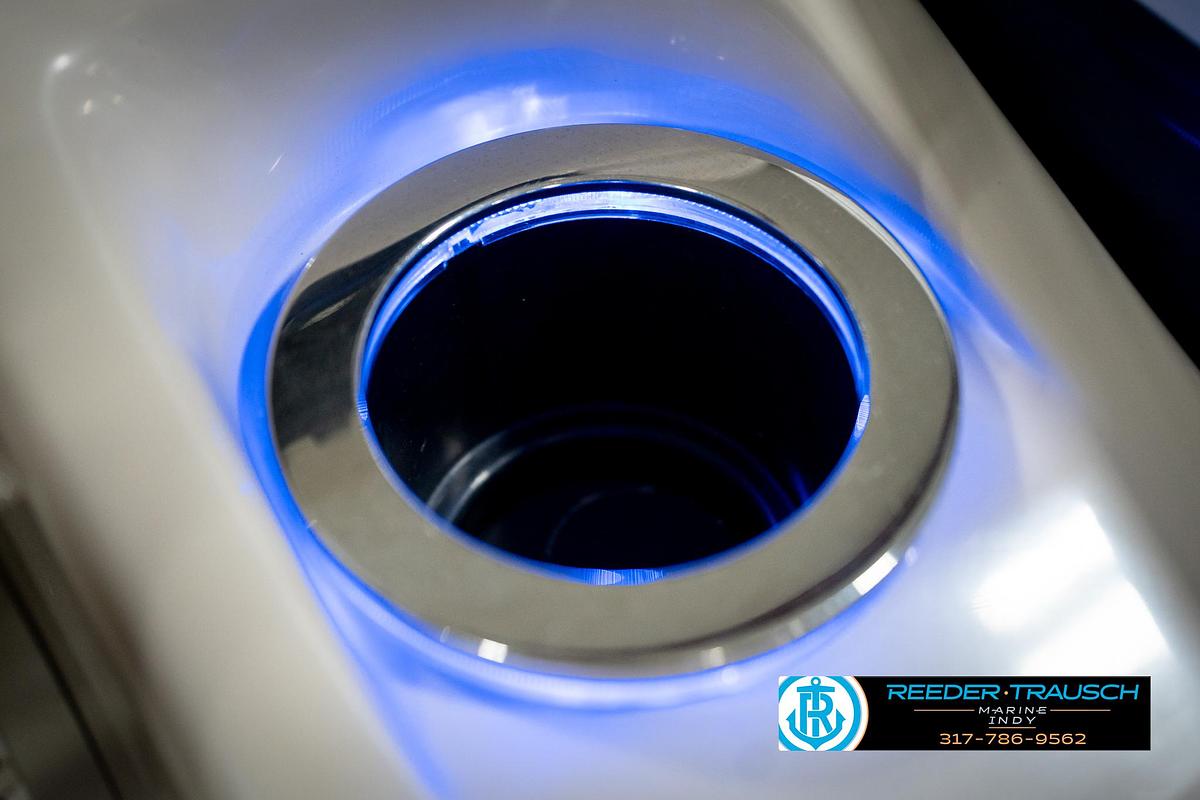 Used 2016 Bennington 2375 RSB