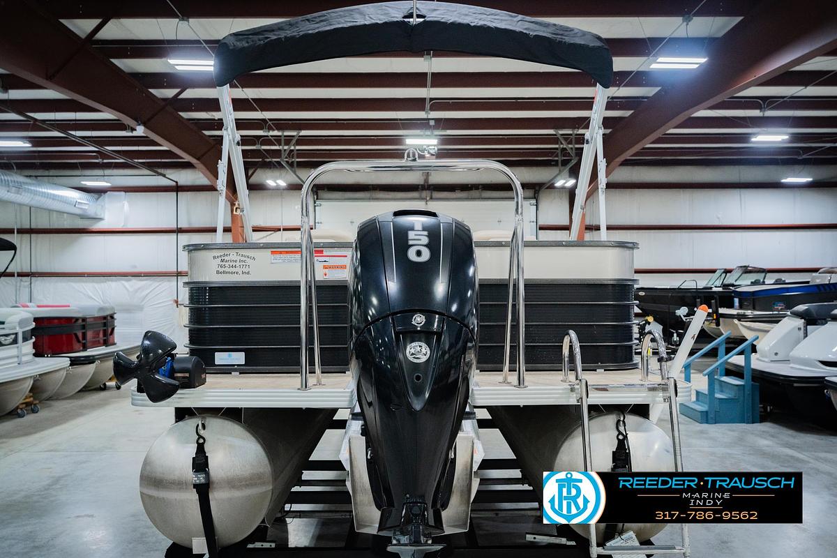 Used 2016 Crest 250 SLR2