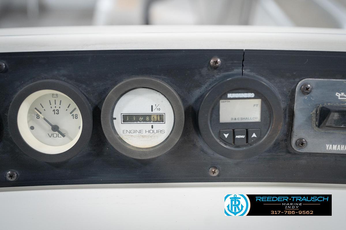 Used 1991 Godfrey Sanpan SP 2200