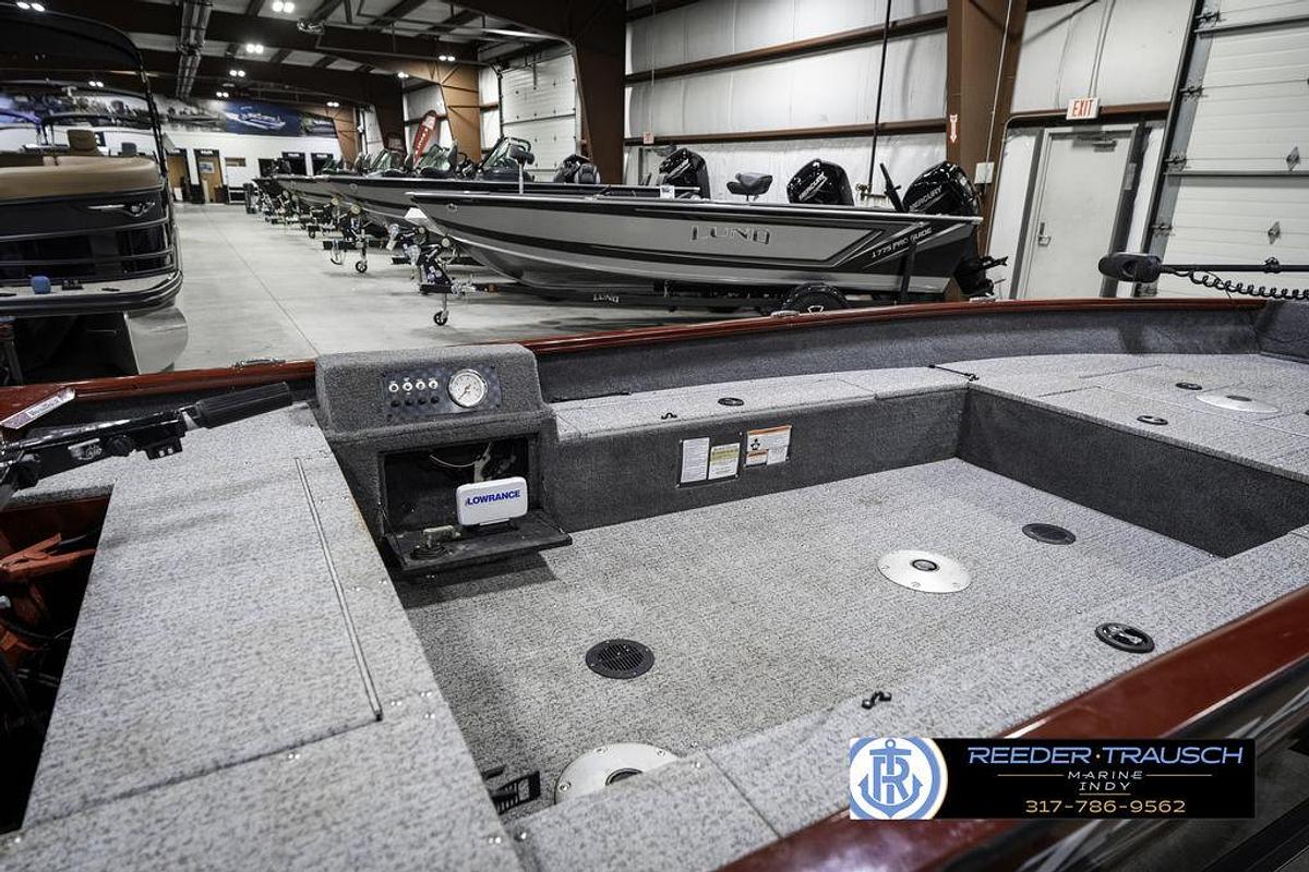 Used 2021 Tracker Super Guide V-16 SC