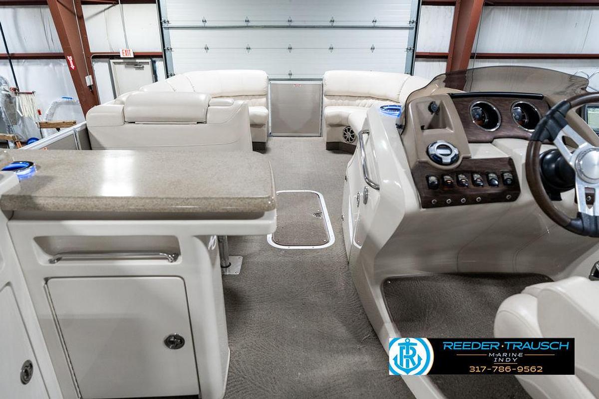 Used 2014 Bennington 25 RCB