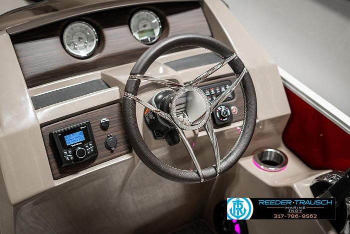 2025 Bennington 25 LTFB