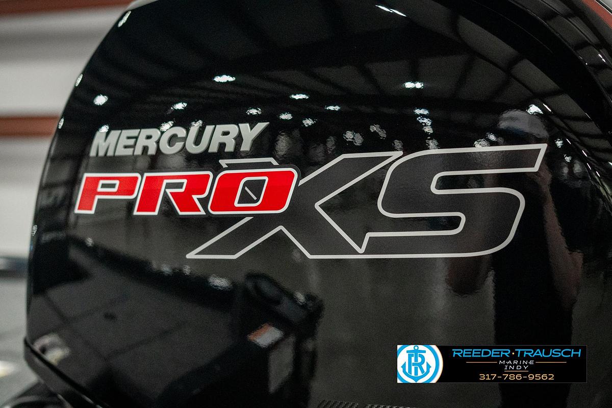 2025 Lund 1875 Pro V Bass