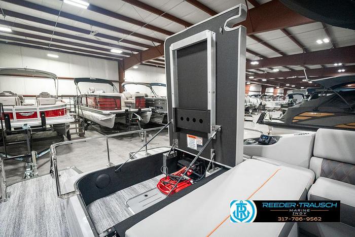 2025 Bennington 23 RSB