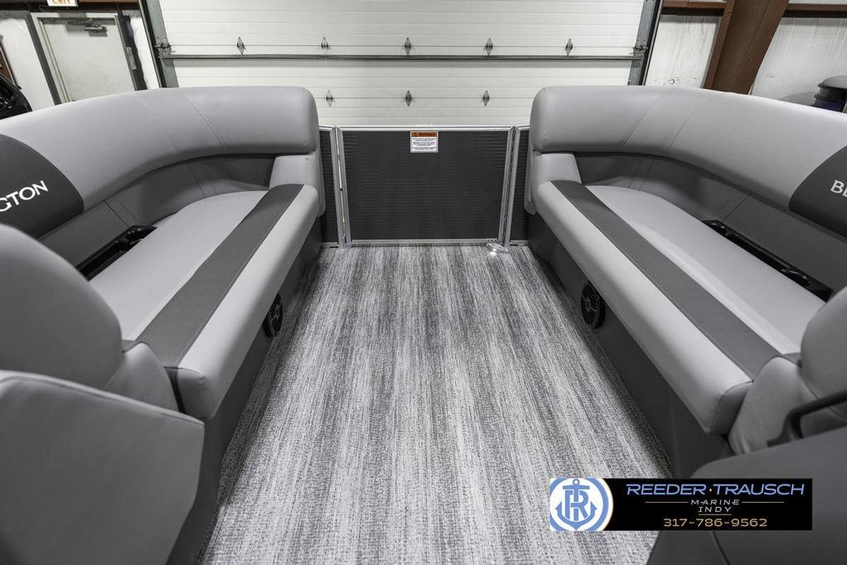 2025 Bennington 21 SS