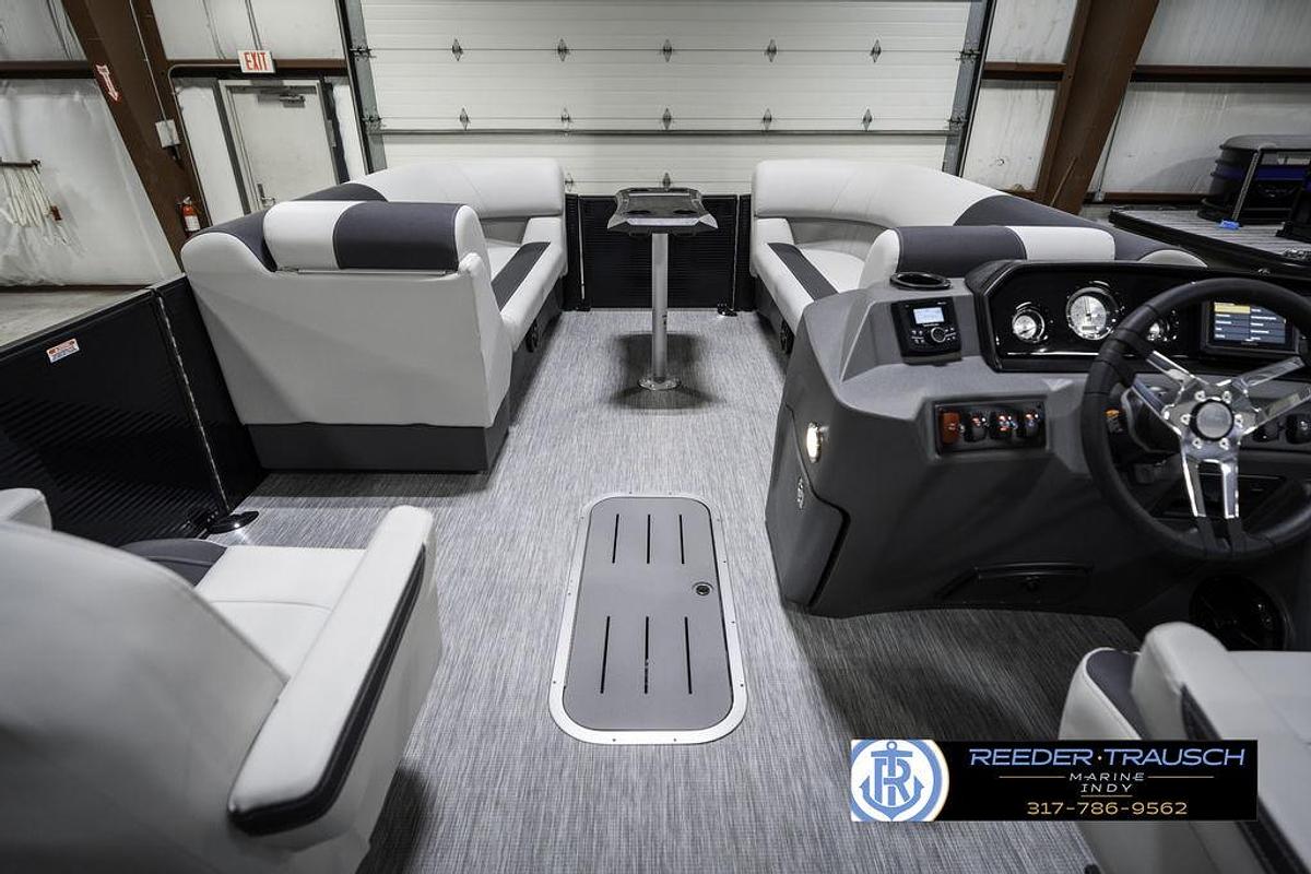 2025 Bennington 22 SSB