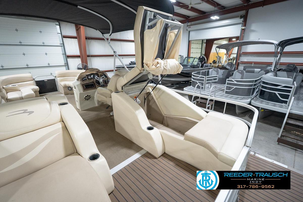 Used 2014 Bennington 2275 GCW