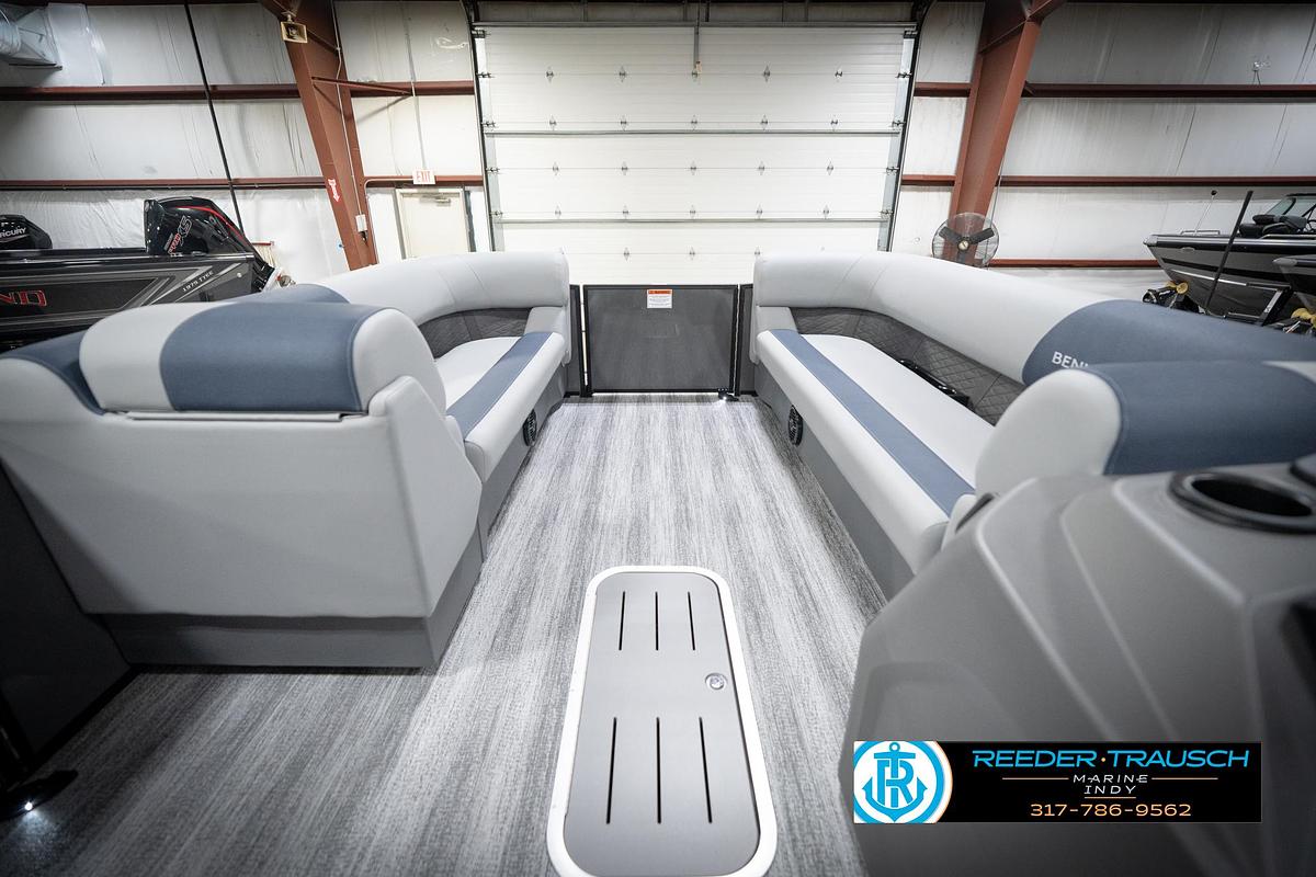 2026 Bennington 23 SLJ