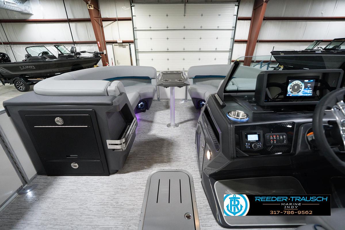 2026 Bennington 22 MFB