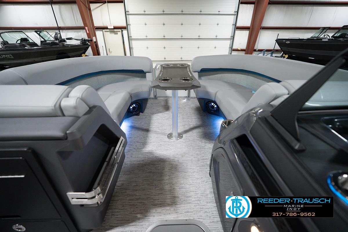 2026 Bennington 22 MFB