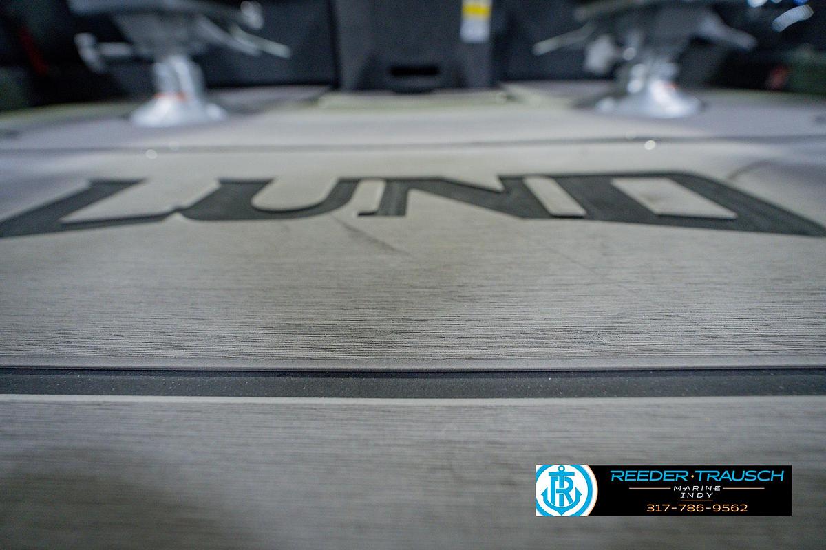 2026 Lund 1975 Pro V Sport