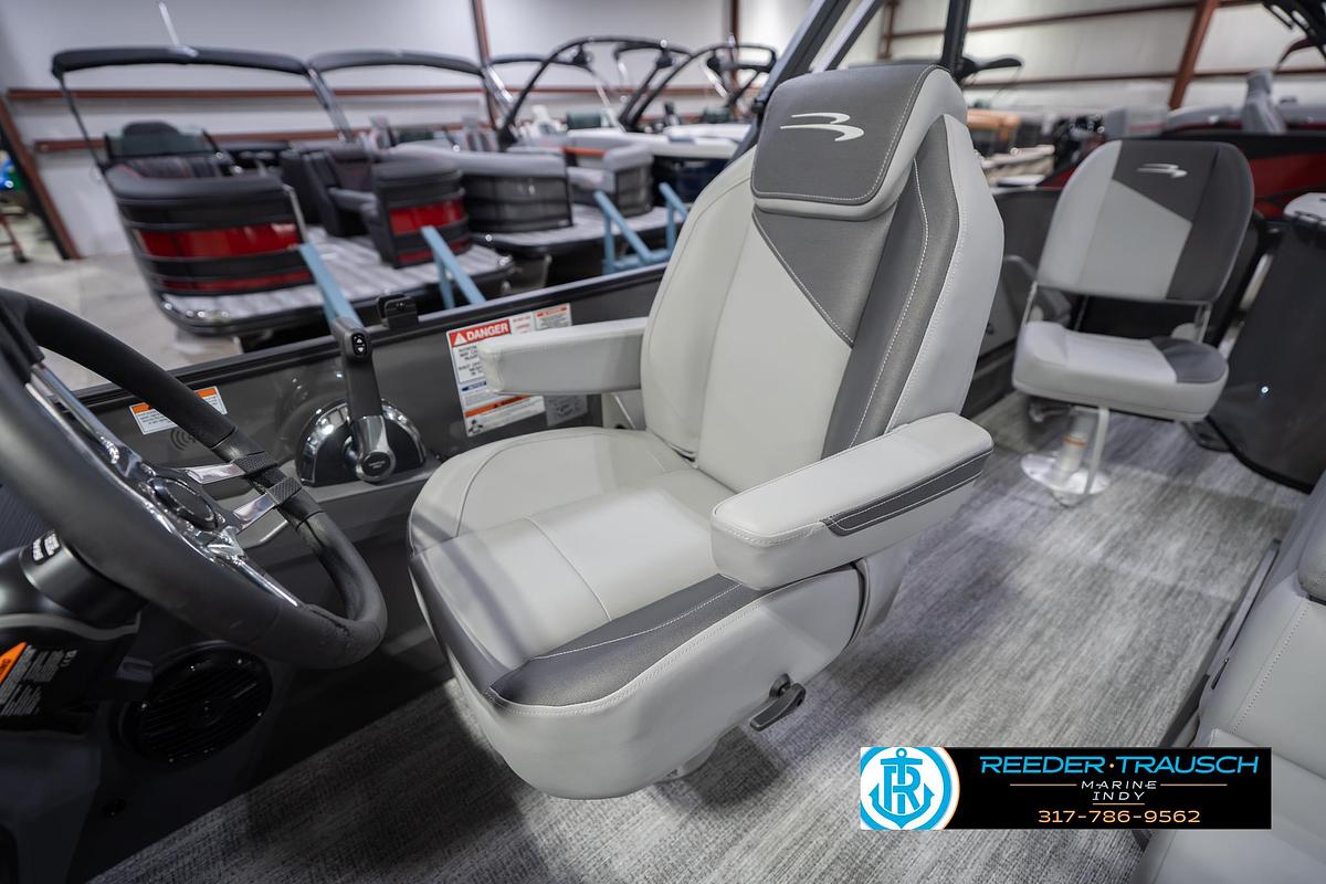 2026 Bennington 22 SF