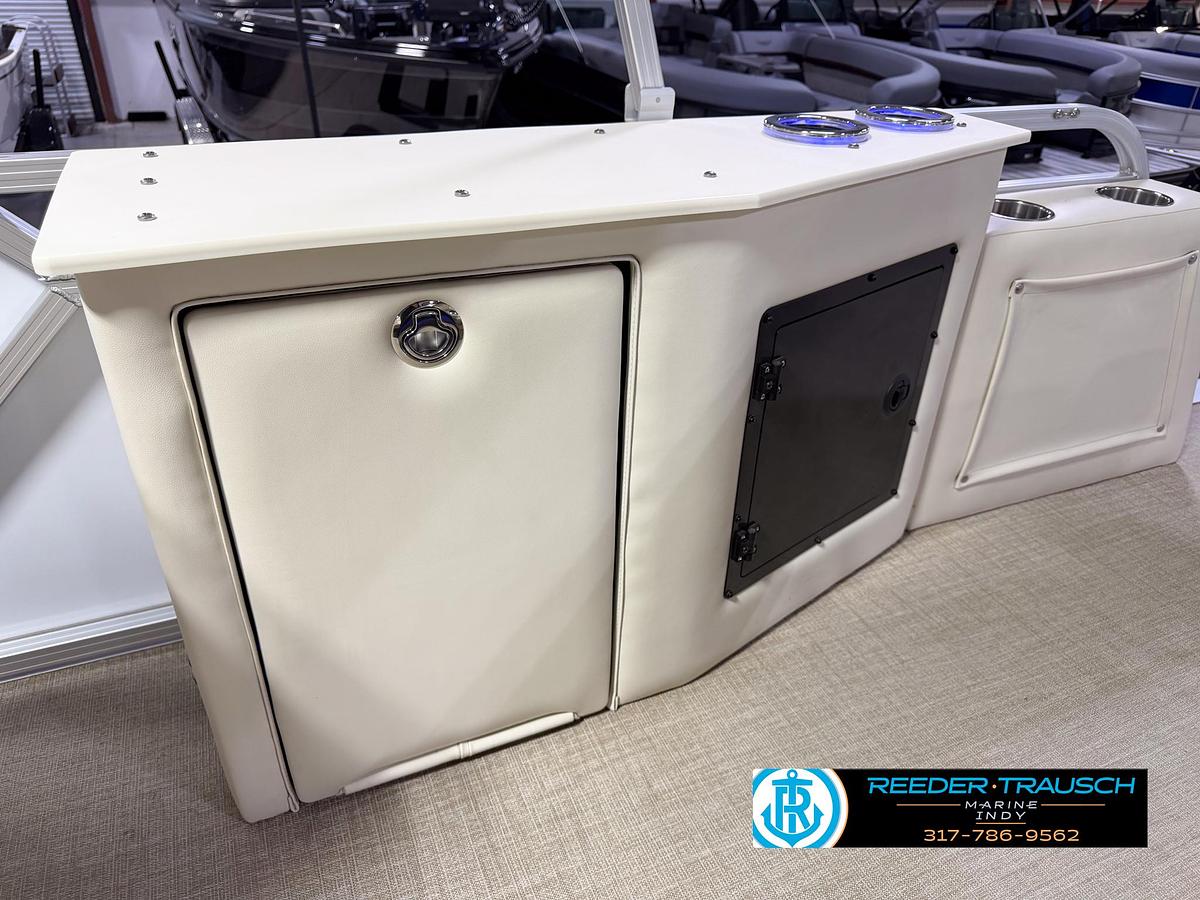Used 2025 Avalon LSZ 2385 CRB