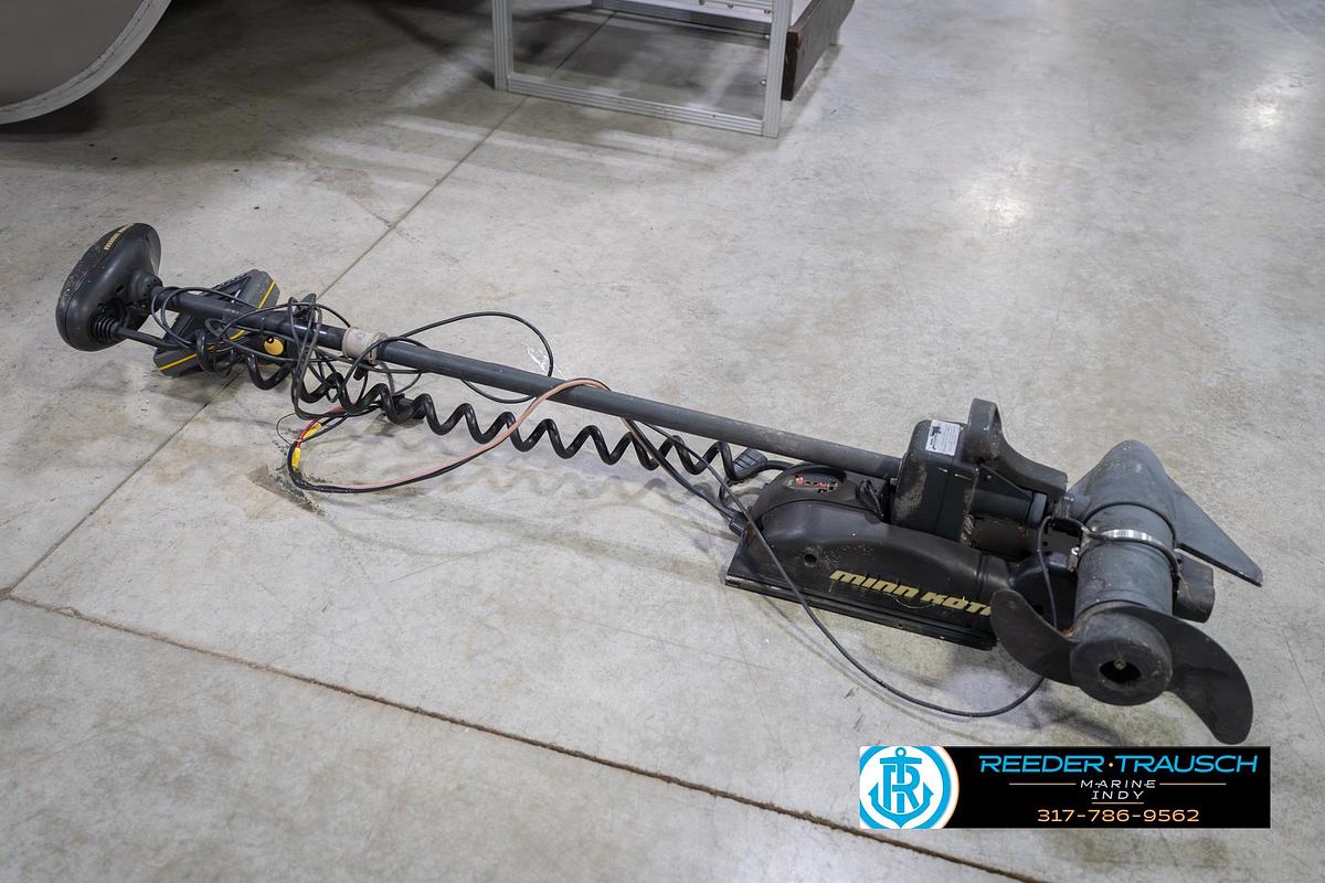 Used 2009 Sylvan 818 Mirage Fish