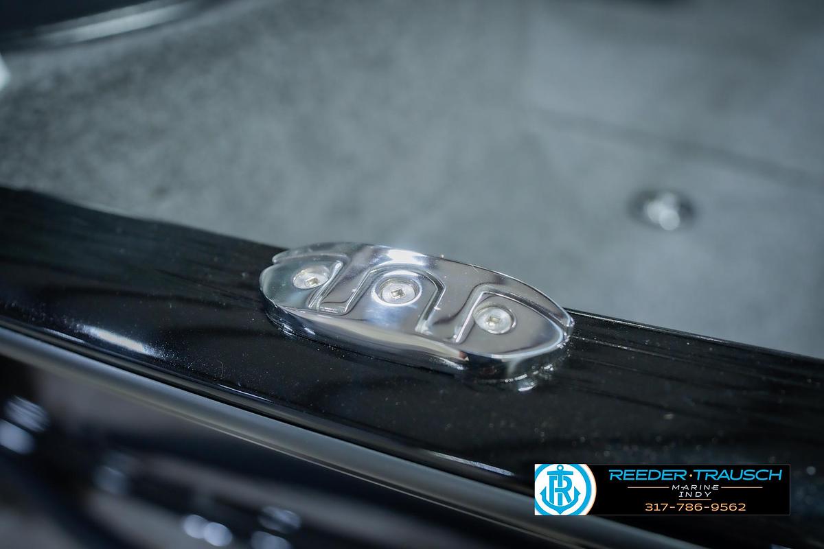 2026 Lund 1775 Impact XS