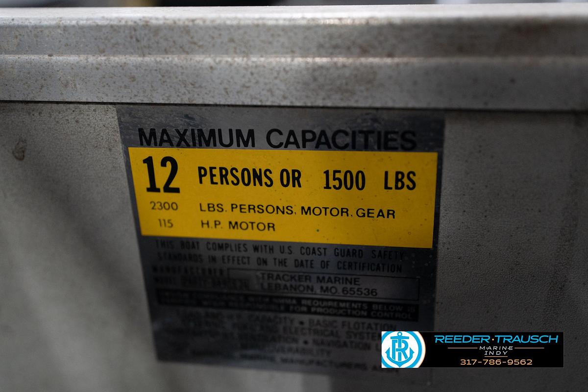 Used 1992 Sun Tracker Party Barge 24