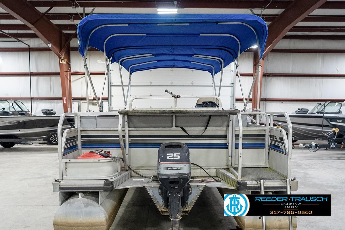 Used 1992 Sun Tracker Party Barge 24