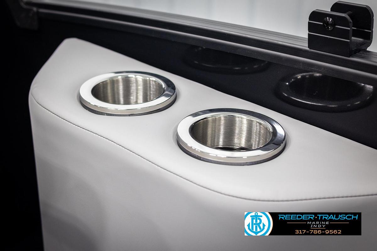 2025 Bennington 22 MFB