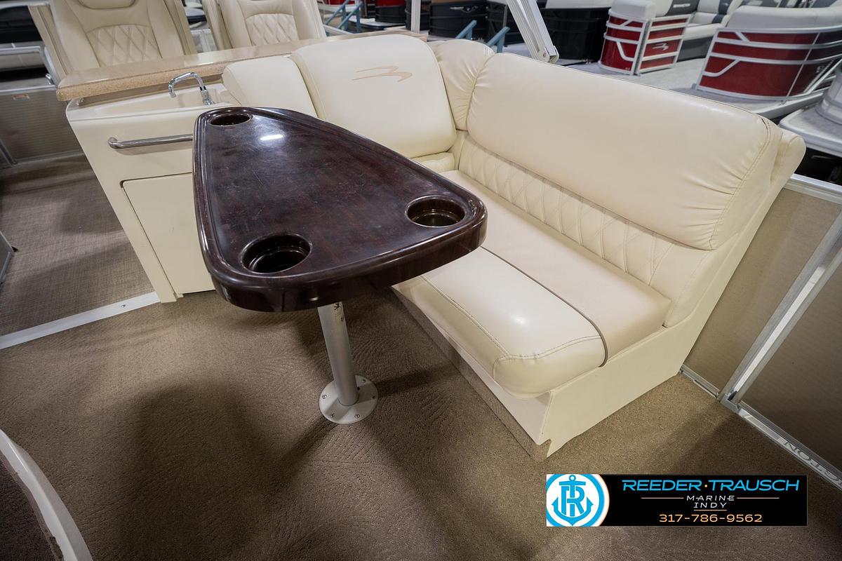 Used 2013 Bennington 2550 RBR