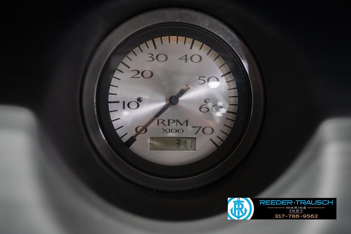 Used 2024 Bennington 23 LSB