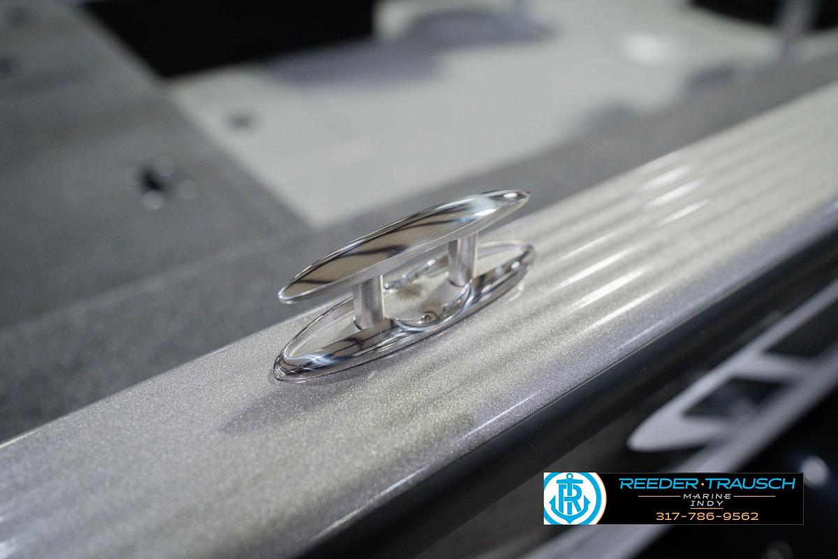 2026 Lund 1875 Pro Guide