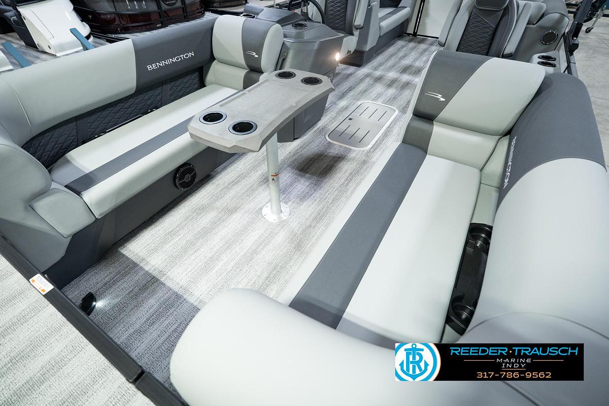 2027 Bennington 22 SSR