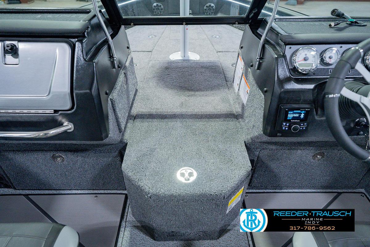 2026 Lund 1975 Pro V Sport